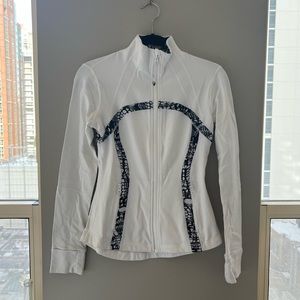 Lululemon Define Jacket *Brushed - White / White Black Glacier Lace (Size 6)